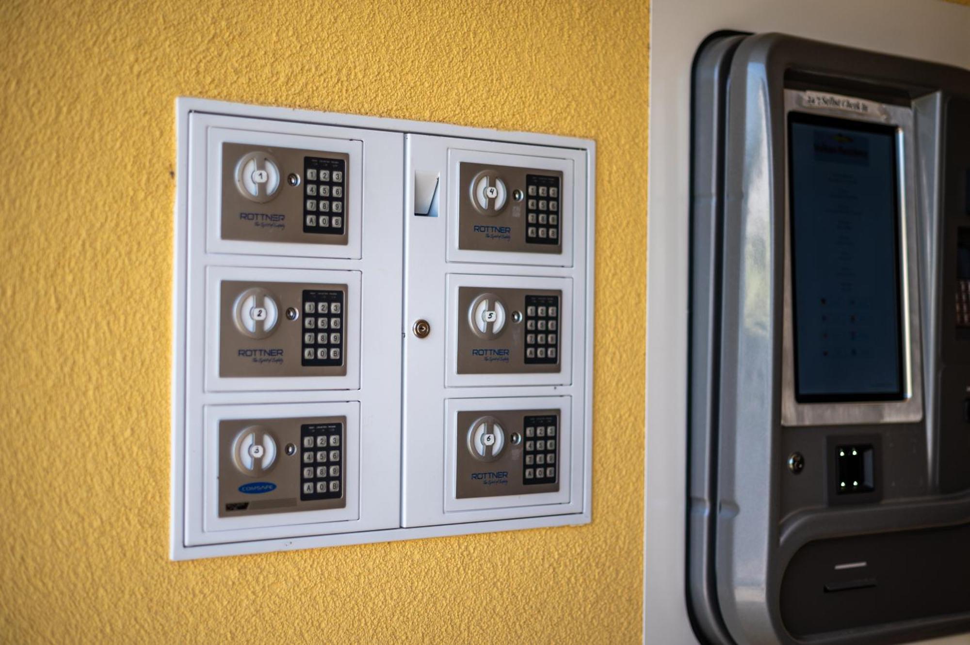Vulkan Residenz Hotel I Self Check-In Schwarzautal Eksteriør billede